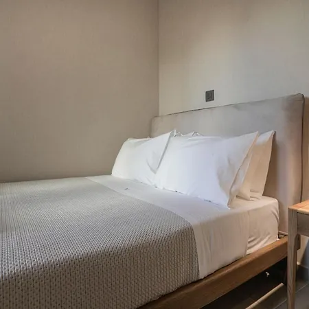 V αpartments * 埃尔莫波利斯