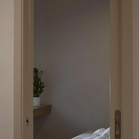 V αpartments * 埃尔莫波利斯