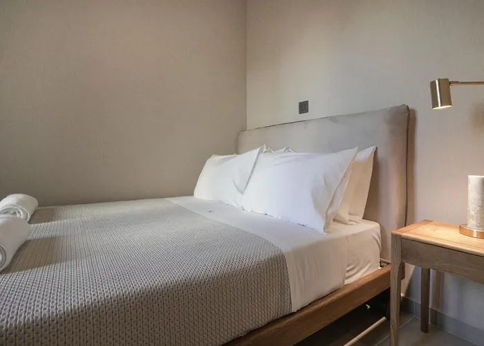 V Αpartments * Ermoupoli